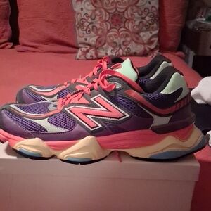 New Balance Women's Purple and Coral Athletic Shoes